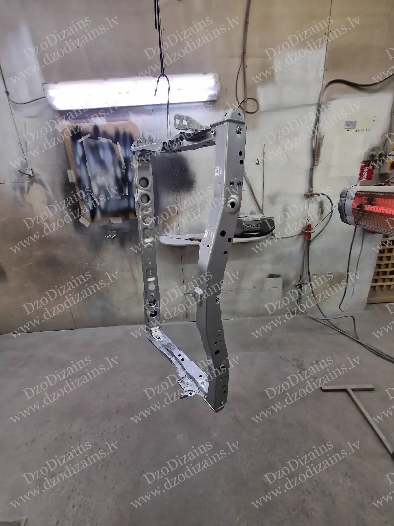 Услуги порошковой покраски металлических деталей в профессиональной камере