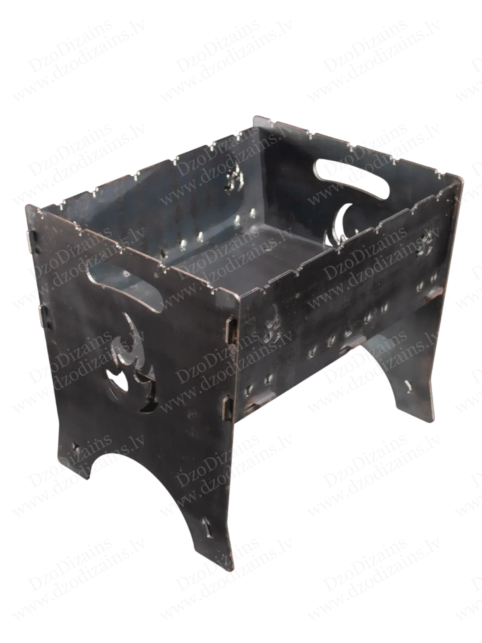 Складной металлический мангал с вырезами пламени и ручками